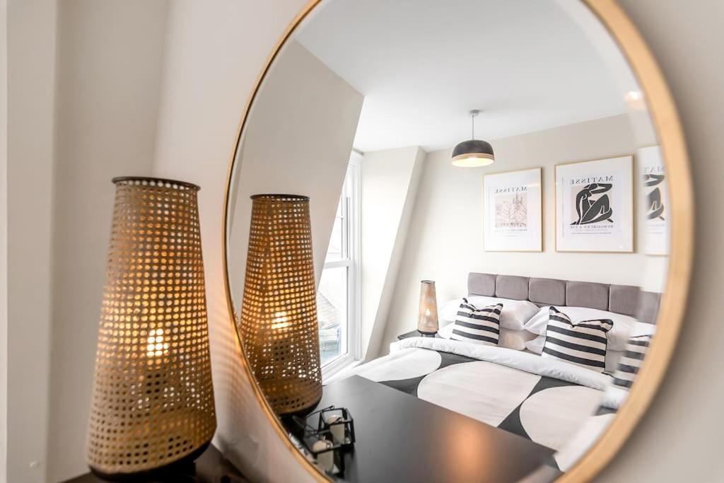 1-Bed Seaside Apartment With Parking โครเมอร์ ภายนอก รูปภาพ